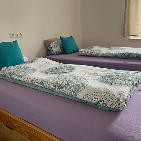 Apartments Und Zimmer Vettweiss Екстер'єр фото