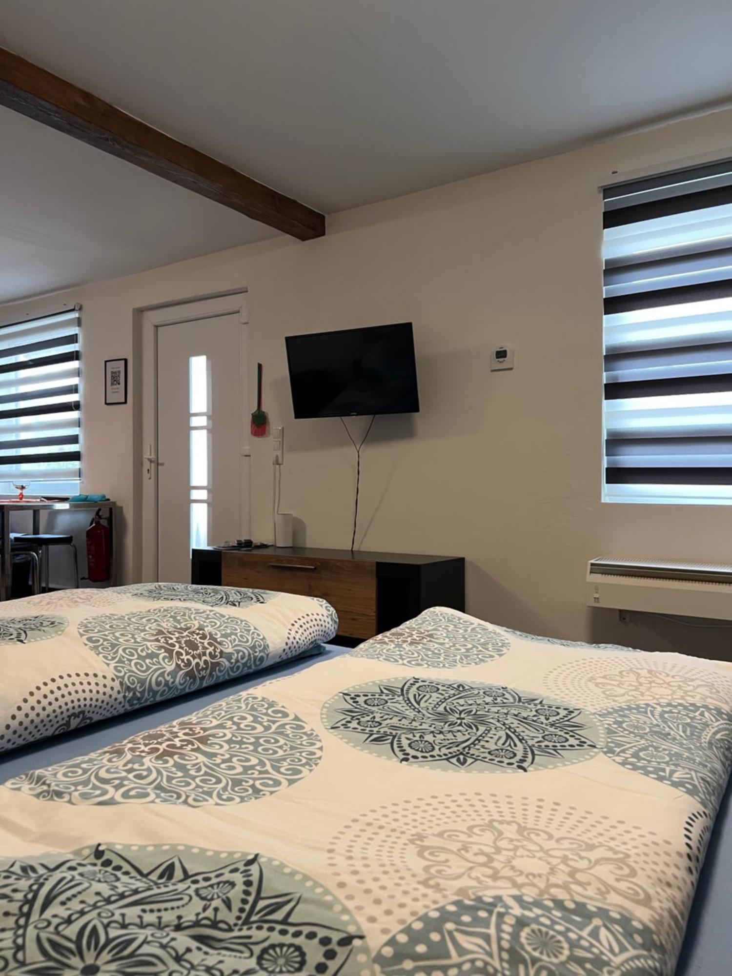 Apartments Und Zimmer Vettweiss Екстер'єр фото